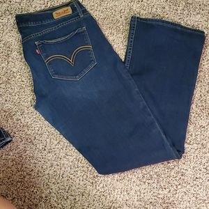 Levi 524 bootcut size 11